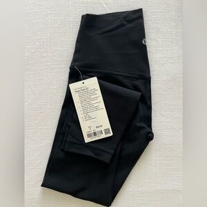 New with tags!! Lululemon align - size 4 black